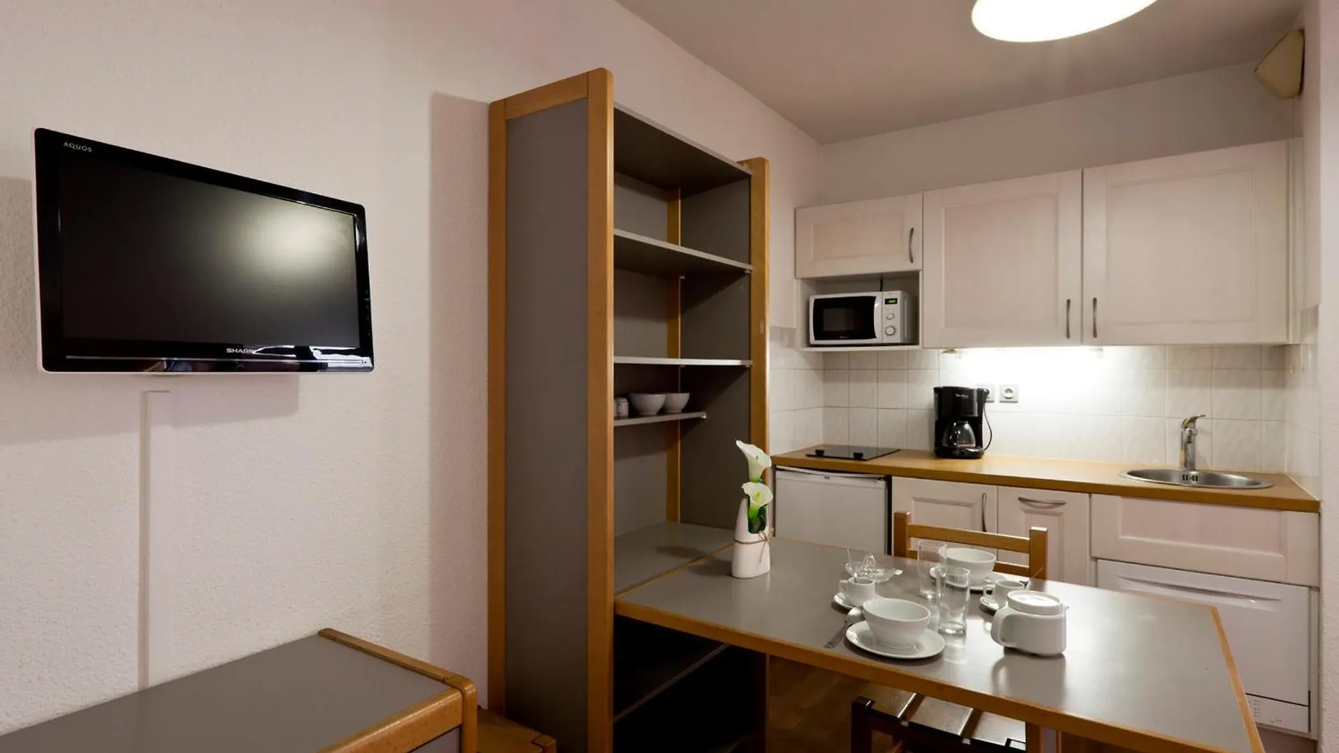 Studio Confortable Pour 2 Personnes Avec Balcon, Proche Telecabine Et Spa A Brides-Les-Bains - Fr-1-512-114